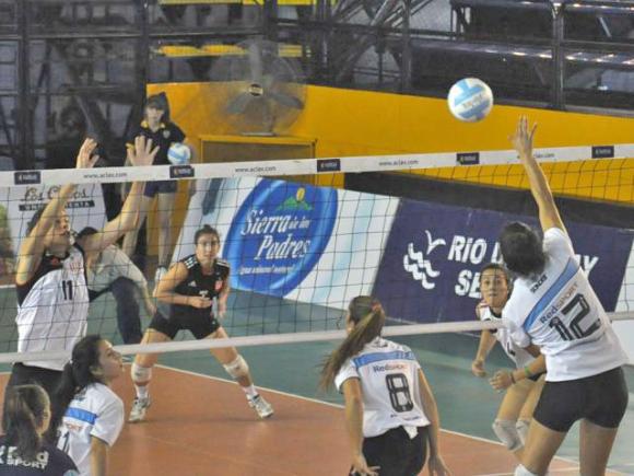 Estudiantes de La Plata se quedó con la victoria y el tercer puesto