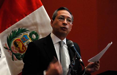 En el Perú, positiva reacción en defensa de la familia y de la vida