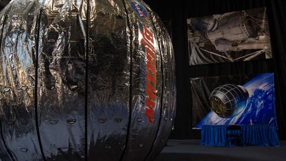 La NASA encarga un módulo espacial expandible.