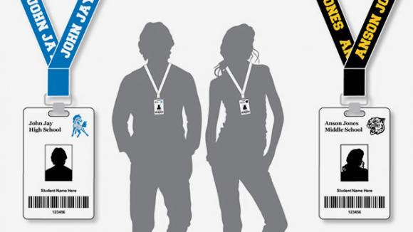 EE.UU.: una escuela expulsa a una alumna que se negó a que la ´marcaran´ con un chip