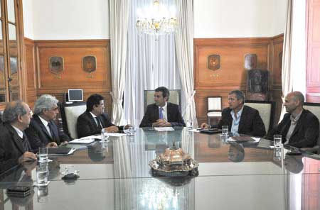 Cualquier cosa menos bajar el aumento 