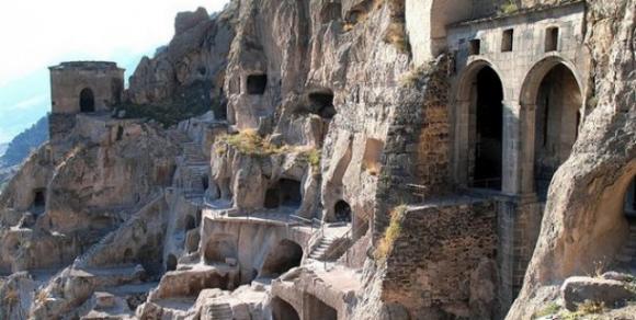 La ciudad de las cuevas