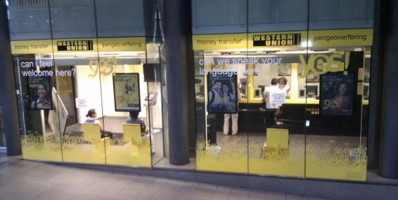 Cada vez más aislados: ahora Western Union dejó de girar dinero al exterior