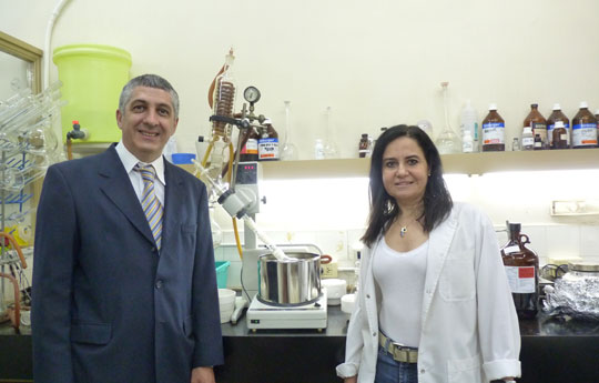 Científicos Argentinos desarrollan una loción natural para combatir la calvicie y controlar la caspa