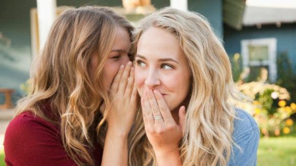 ¿Por qué las mujeres hablan más que los hombres?