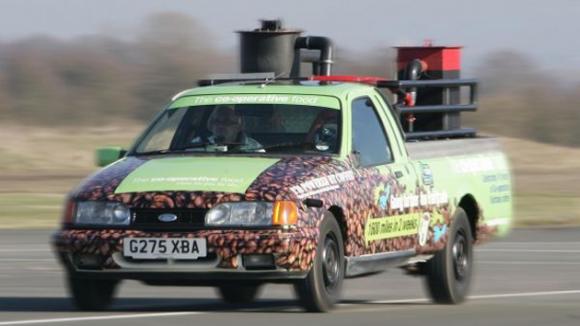 Video: El café ´despierta´ a un coche para llevarlo a una velocidad récord
