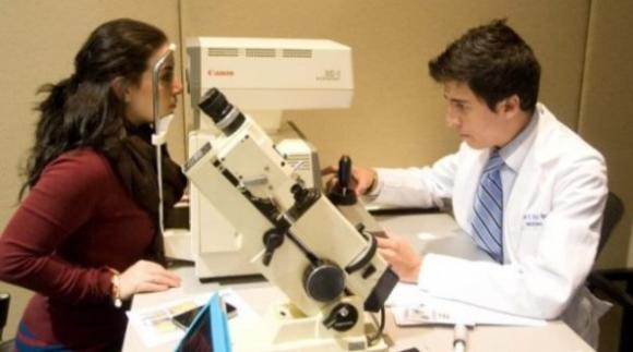 Investigadores Argentinos desarrollan un nuevo tratamiento para la hipermetropía y la presbicia