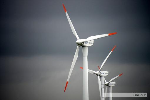 Instalan en La Rioja la primera torre eólica construída en Argentina