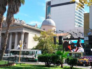 Realizan vigilias en todo el país para esperar misa de asunción del papa argentino Francisco