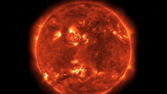 Una fuerte erupción solar puede causar una tormenta magnética el 13 de abril