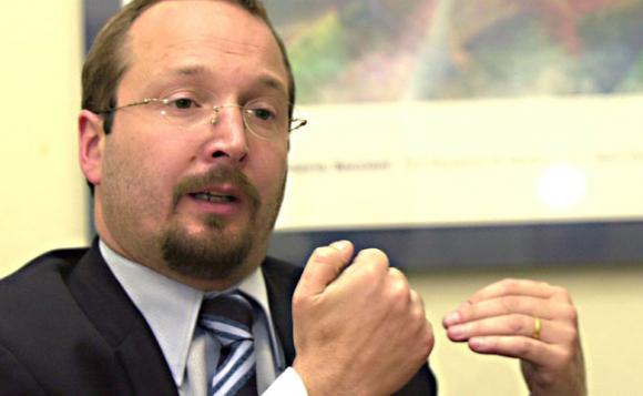 Patota sabbatellista agredió a un profesor en Morón. RECLUTAMIENTO PRECOZ Y VIOLENCIA AD HOC.