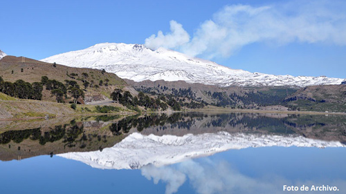 Alerta ante posible erupción del volcán Copahue: evacuaciones en Chile y Argentina