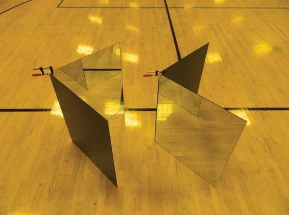 Físico enseña sencillo método para crear una capa de invisibilidad