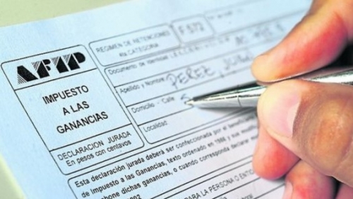 Quien gana $5.000 trabaja la mitad del año solo para pagar impuestos. LA INCREÍBLE PRESIÓN TRIBUTARIA ARGENTINA
