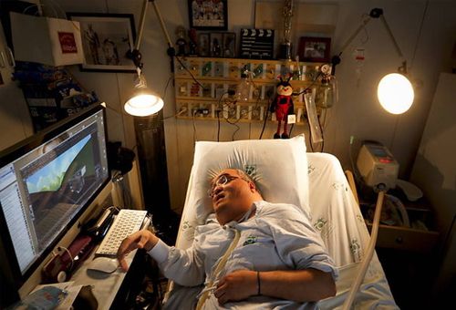 Ha pasado 45 años en cama de un hospital... y cumple sueño de hacer animaciones 3D