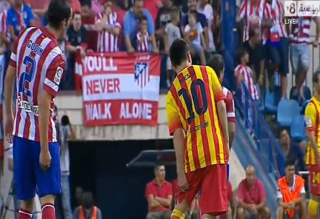 ¿Pidió que le pegaran a Messi?