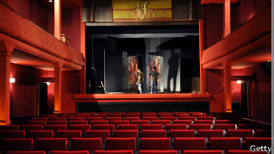 El cine más antiguo del mundo reabre sus puertas en Francia