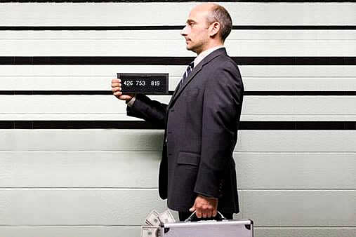 10. LUCHA CONTRA LA CORRUPCIÓN