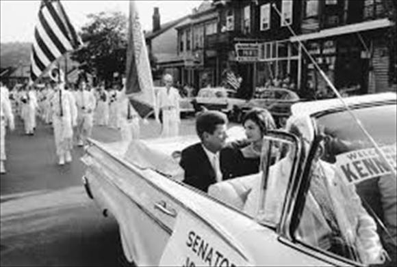 Los estadounidenses conmemoran el 50 aniversario del asesinato de JFK