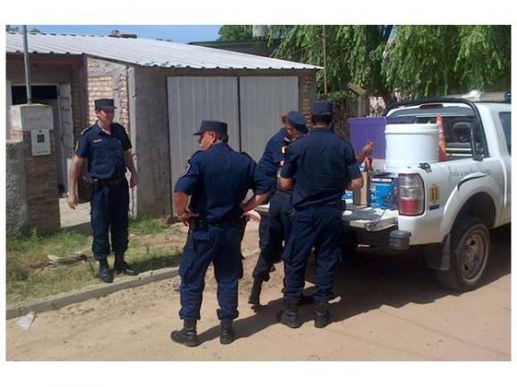 Hallaron electrodomésticos robados en la casa de la madre de un policía