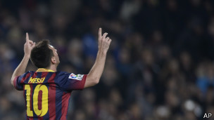 Messi vuelve a los campos de juego con dos goles en cuatro minutos