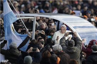 Catequesis del Papa: Con el Bautismo todos somos discípulos y misioneros