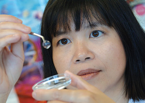 Prueban con éxito una córnea artificial para recuperar la visión