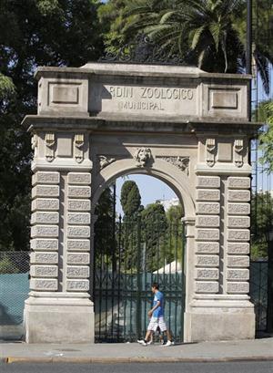 El acceso principal al Zoo recupera su antigua imagen