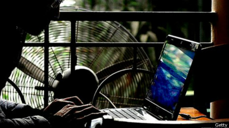 El código que no deja de cambiar para engañar a los hackers