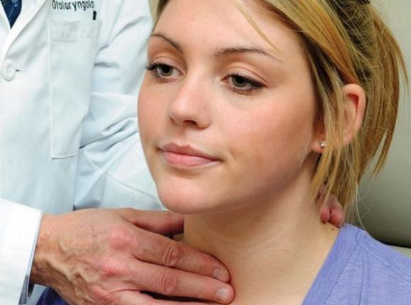 Las personas con hipertiroidismo tienen mayor riesgo de sufrir arritmia cardiaca