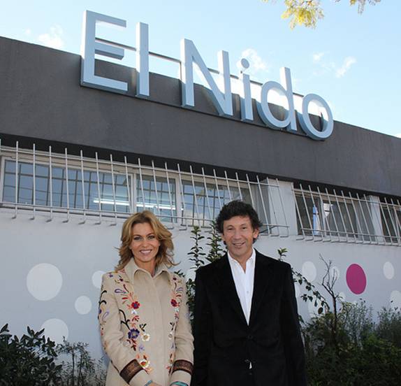 Karina Mazzocco y Gustavo Posse inauguraron ¨El Nido¨ en San Isidro