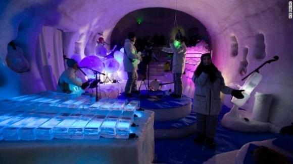 Instrumentos hechos de hielo (Fotos y Video)