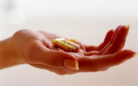 Disminuyeron las intoxicaciones por alcohol pero aumentaron por psicofármacos en mujeres