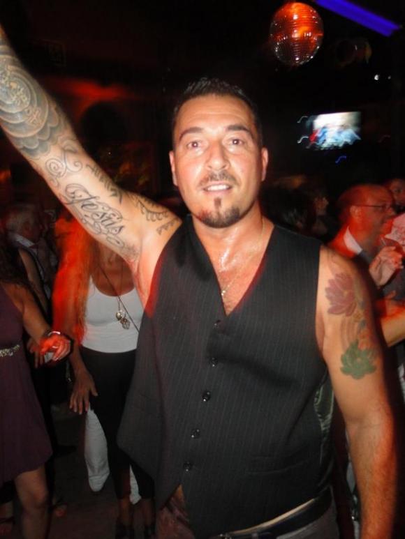 SHOWS VIERNES 7 Y SAB 8 FEBRERO EN...