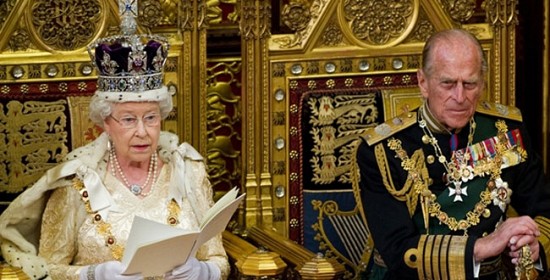 El Papa recibirá a la Reina Isabel II