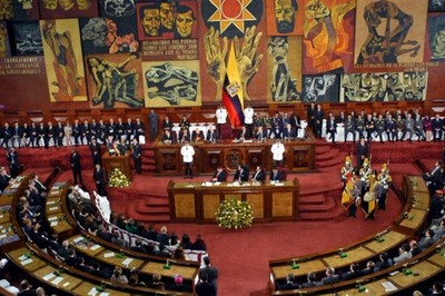 Presidente ecuatoriano oficializa salida de Ecuador del TIAR