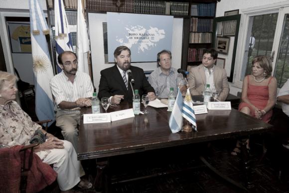 Repudio por visita de legisladores uruguayos a las Malvinas