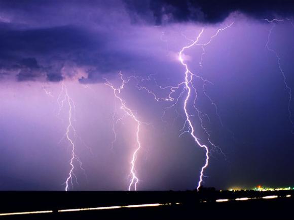 ¿Cuanta energía tiene un rayo?