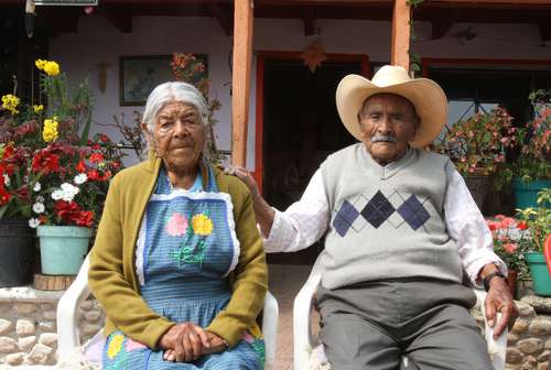 En Mexico: van a cumplir 100 años y tienen 81 de casados: Matrimonio “no es para relajo”
