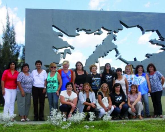 Las historias silenciosas de las esposas de los veteranos de guerra