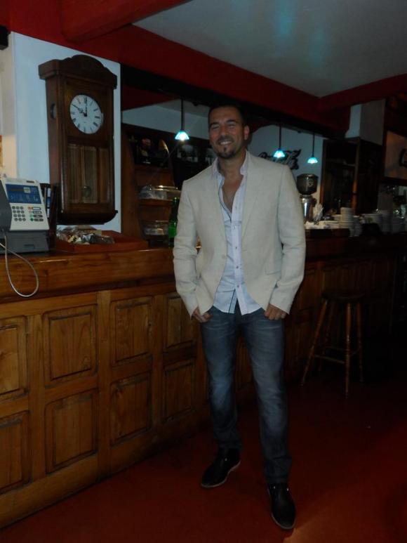 SHOWS JUEVES 20,VIERNES 21,SABADO 22 EN..