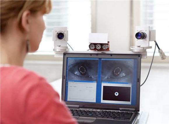 Un estudio de movimientos oculares ayudaría a diagnosticar el Alzheimer