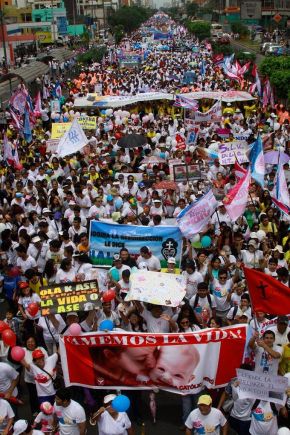 En Perú, Marcha Pro-Vida quizás la más grande en la historia de Hispanoamérica