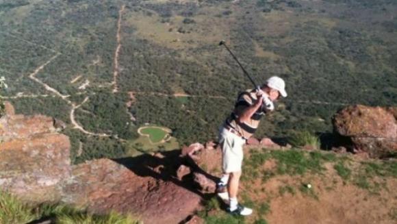 Un millón de dólares para quien haga un “hoyo en uno”