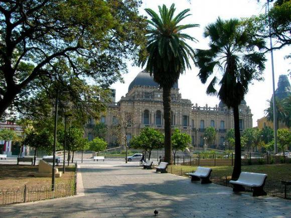 La Iglesia en Tucumán pondrá confesionarios en las calles