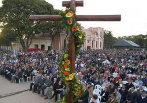 Amplio apoyo a la inclusión de la Cruz en la bandera de la ciudad de Corrientes