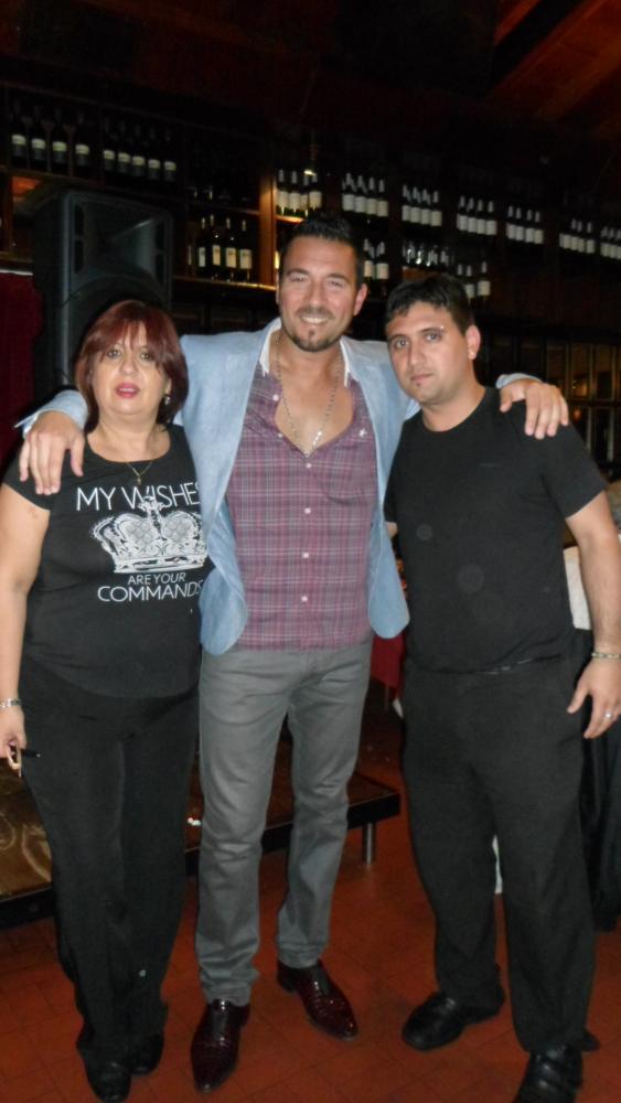 FOTOS SHOW GUSTAVO SANTILLAN EN ¨LA CANTINA DE MI TIO¨