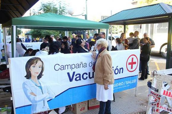 Exitosa Campaña de Vacunación en San Isidro