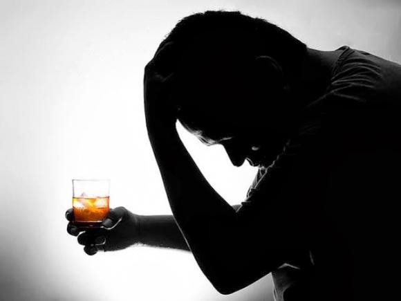 En un año más de 3 millones murieron a causa del alcohol