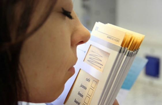 Desarrollan el primer test argentino para medir alteraciones olfatorias